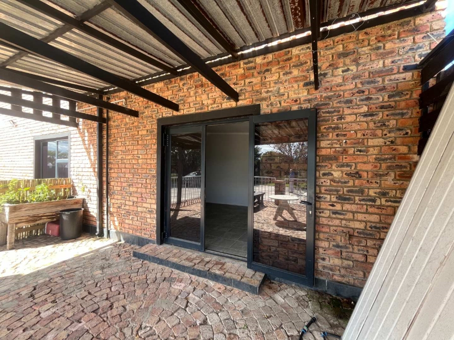 4 Bedroom Property for Sale in Fisherhaven Western Cape